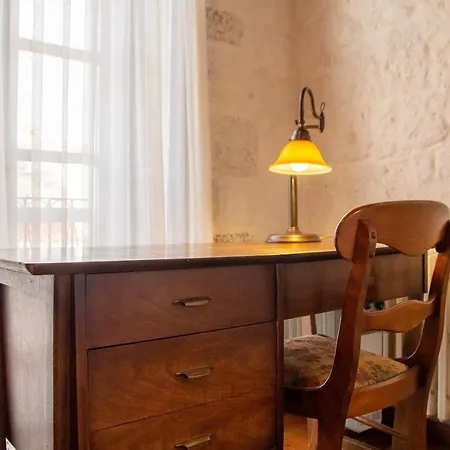 Appartamento Marvelous Stonehouse With Backyard And Fireplace In Cesme *